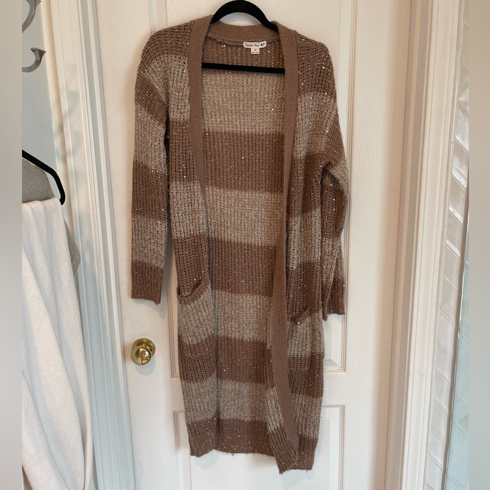 Sweater - Picture 1 of 3